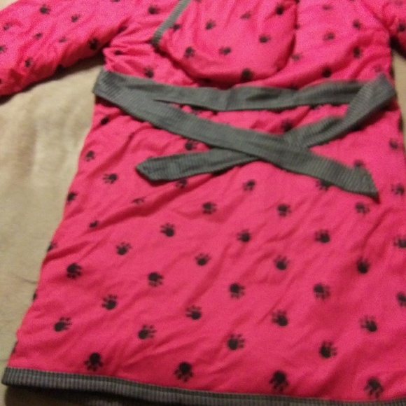 Robe - Picture 3 of 8